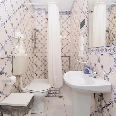 Daire Houze_historical Lisbon, Flat W/ Private Patio Lisboa